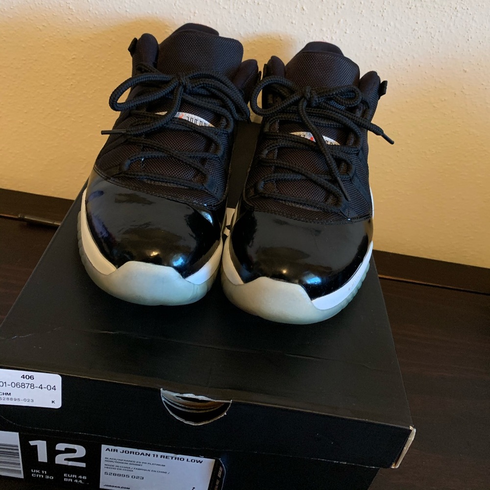 Air Jordan 11 low retro “infrared 23”